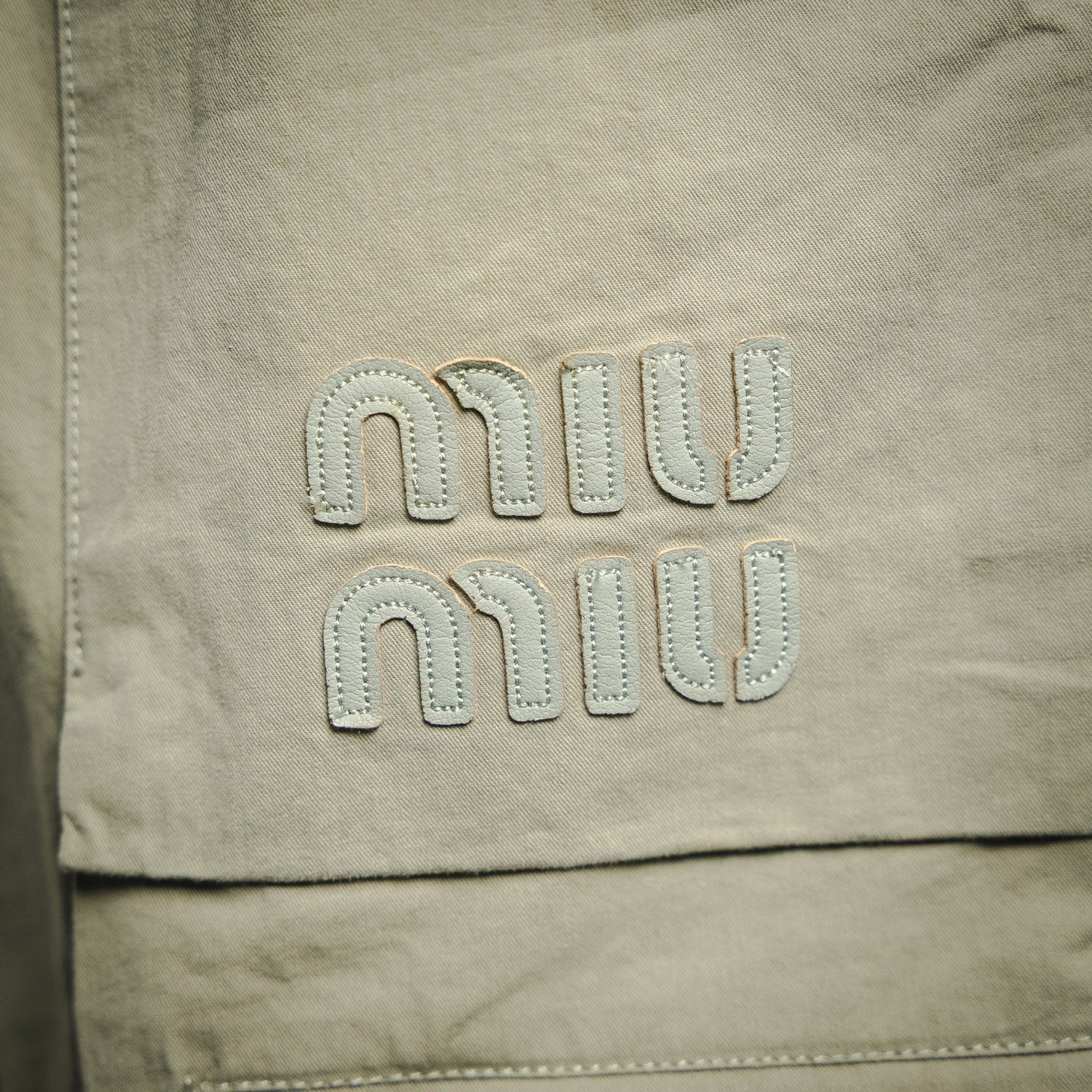 25ss embroidered short