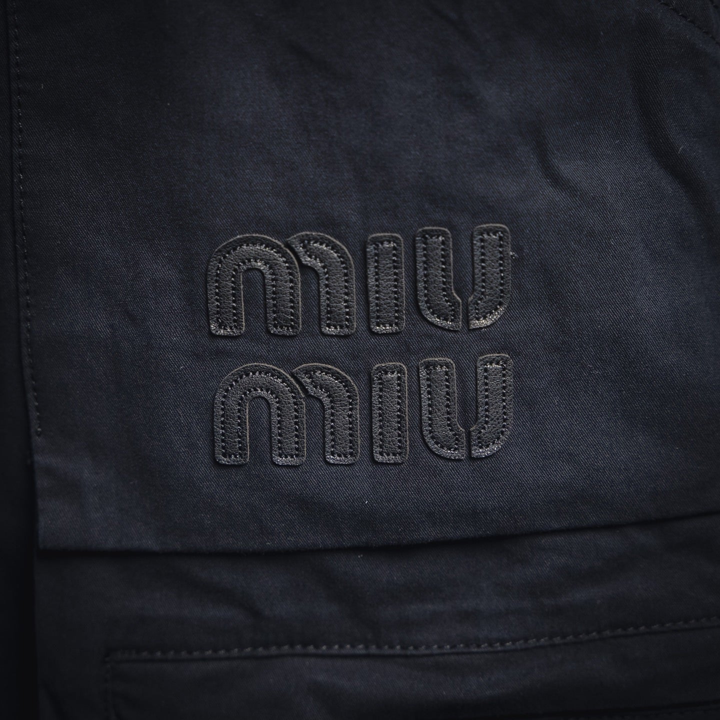 25ss embroidered short