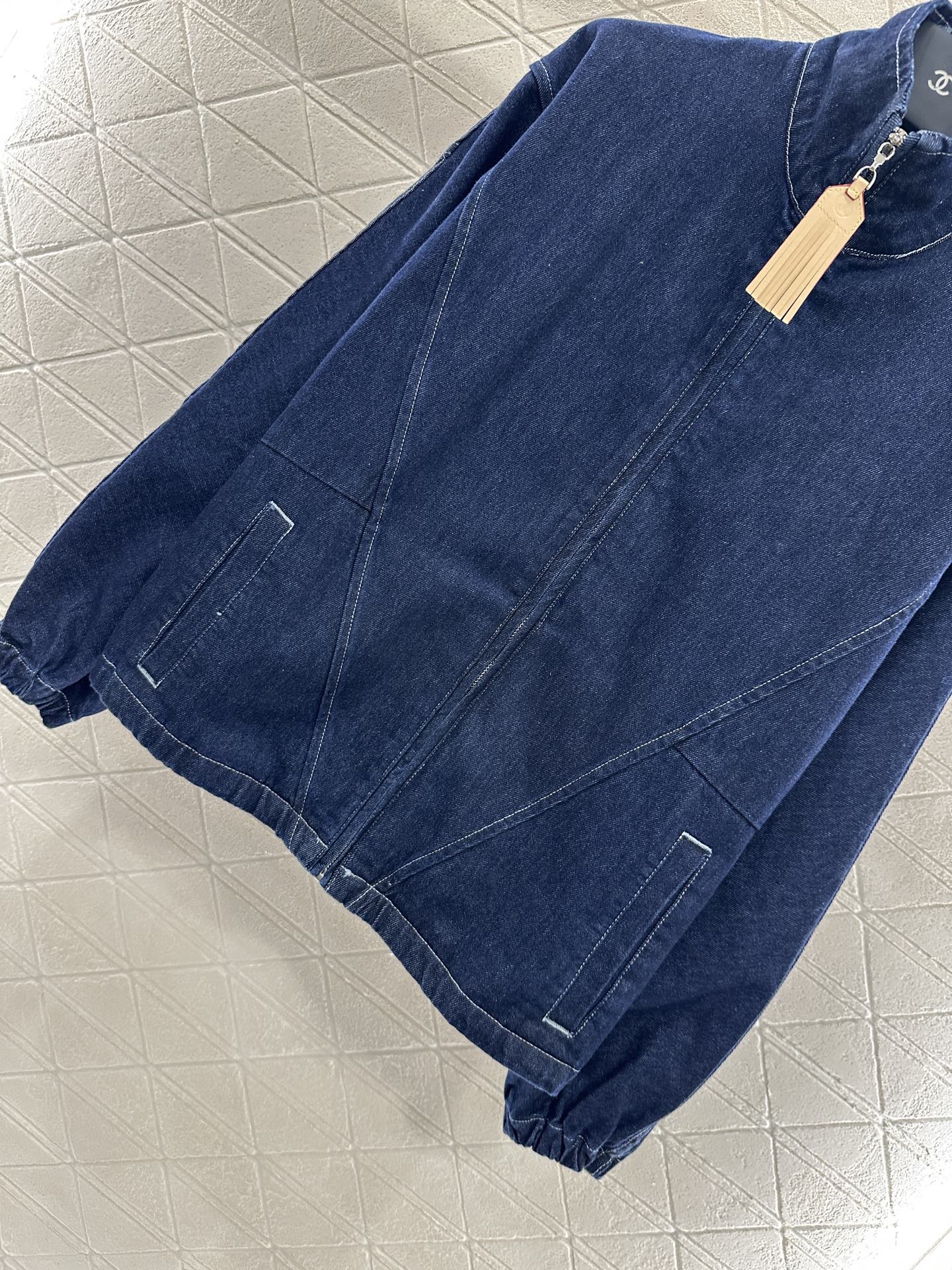 25 New Arrivals Jacket and Pants Set