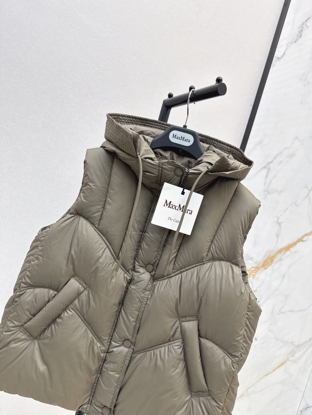 Max 25ss down vest
