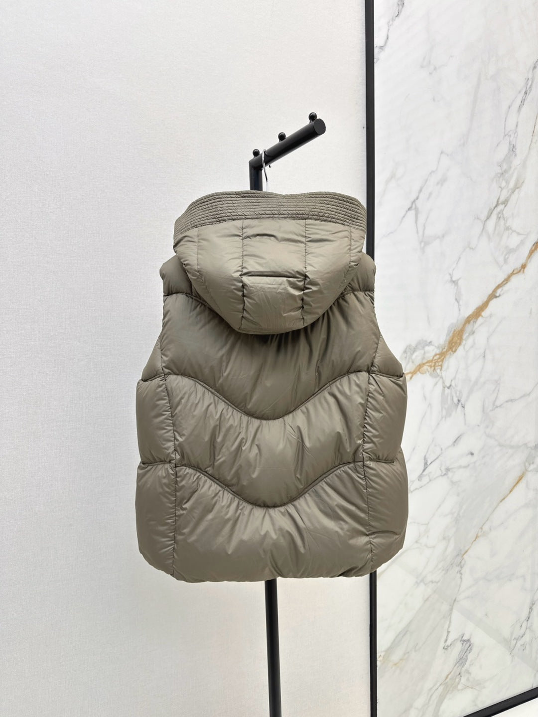 Max 25ss down vest