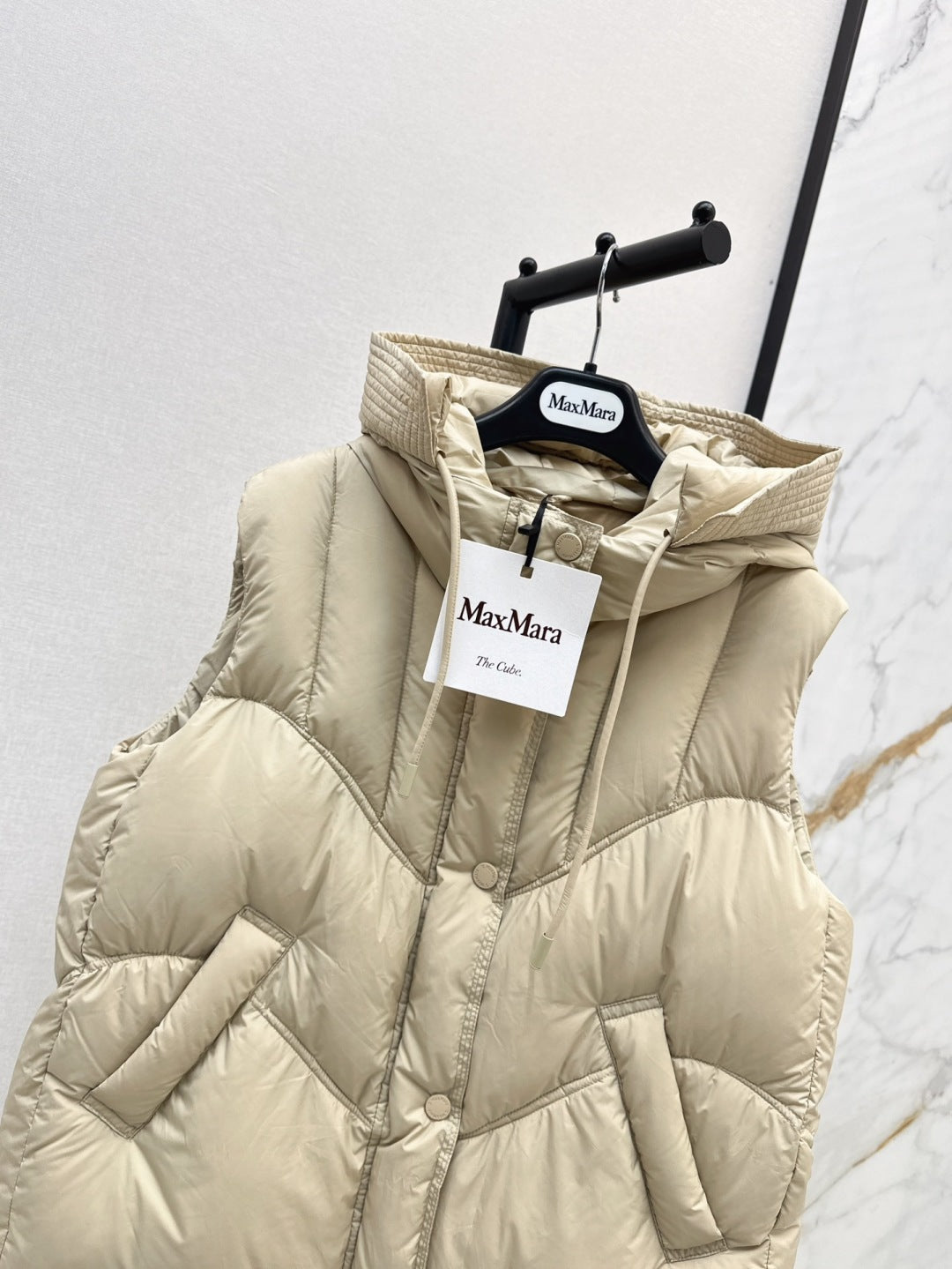 Max 25ss down vest
