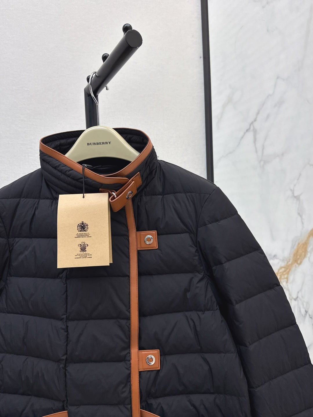 Bur 25fw down jacket