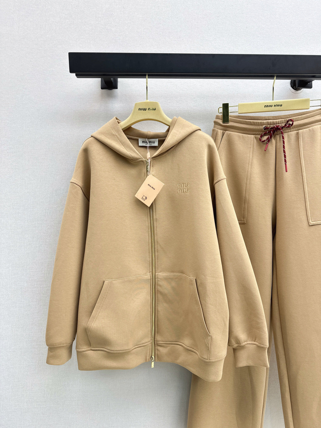 25fw tracksuit
