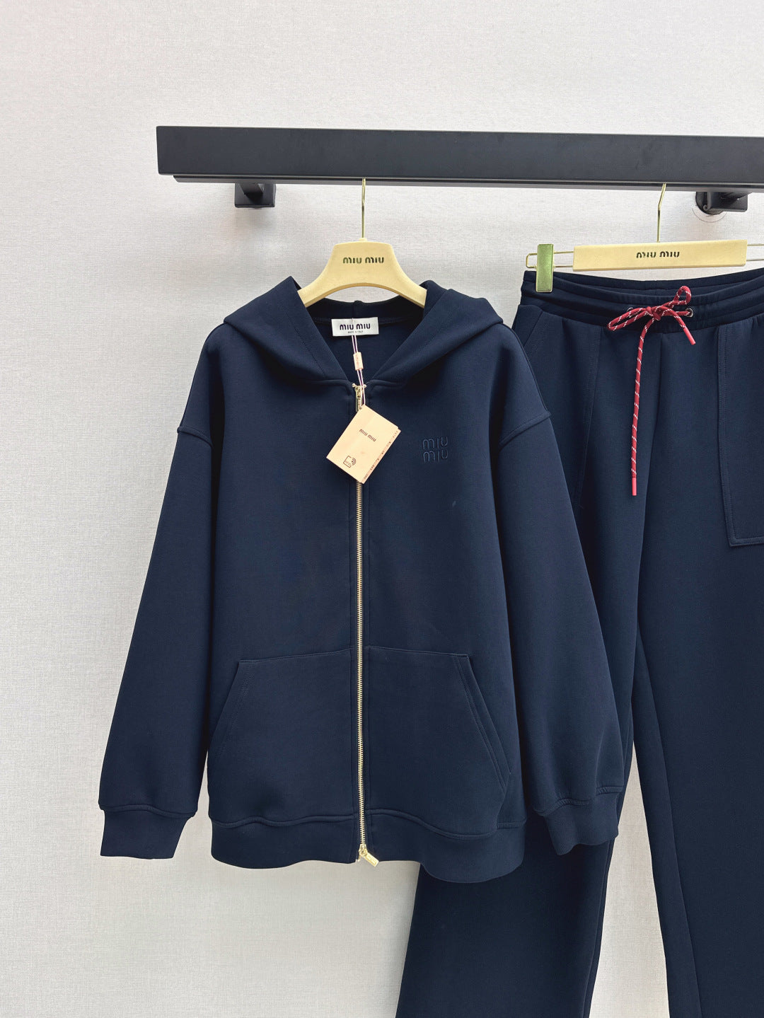 25fw tracksuit