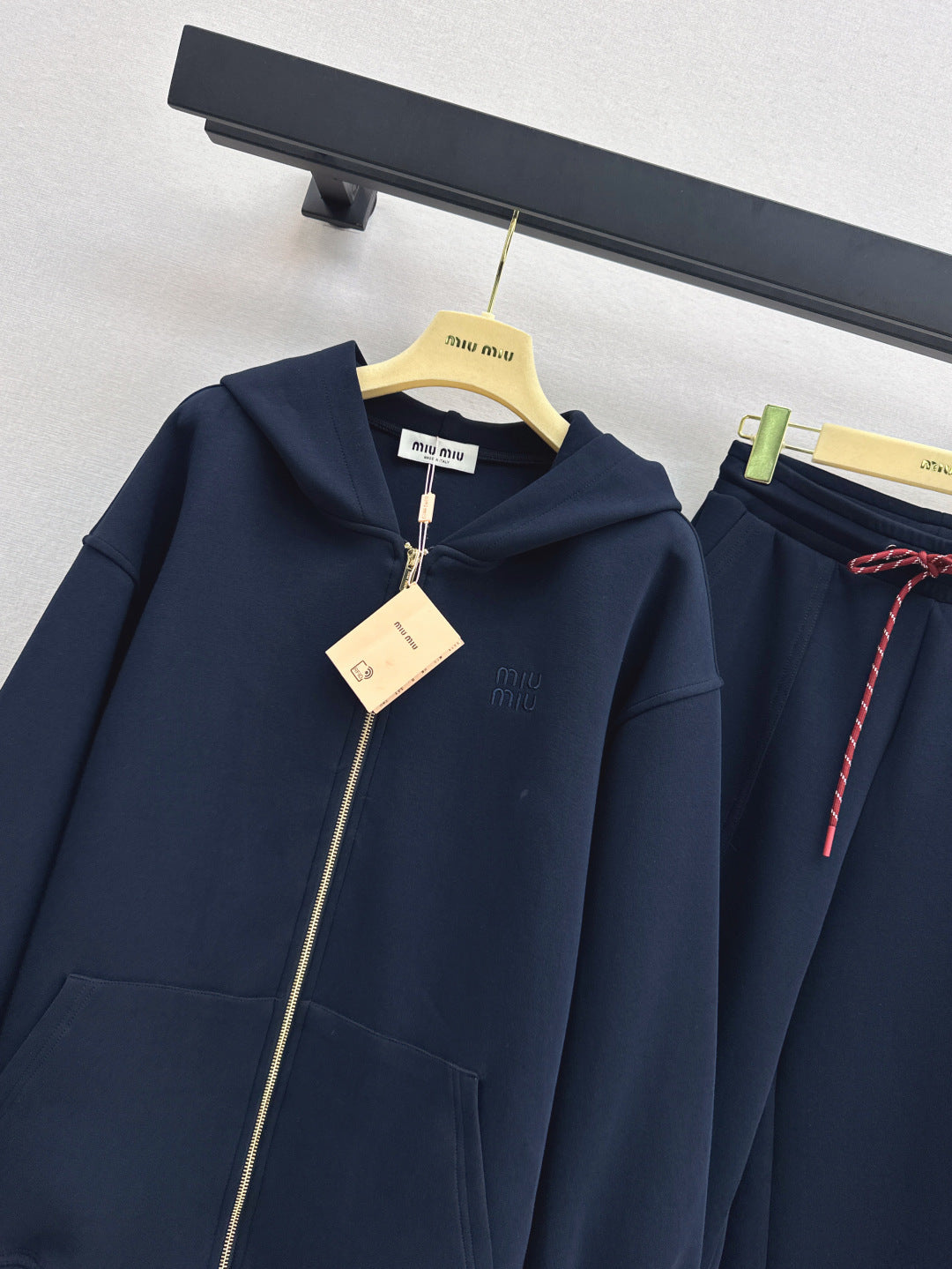 25fw tracksuit