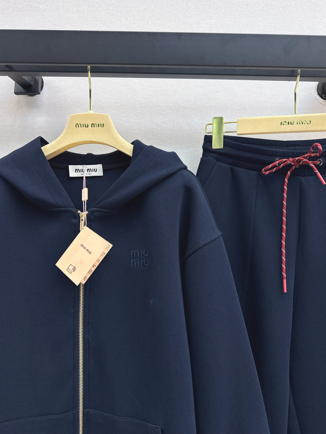 25fw tracksuit