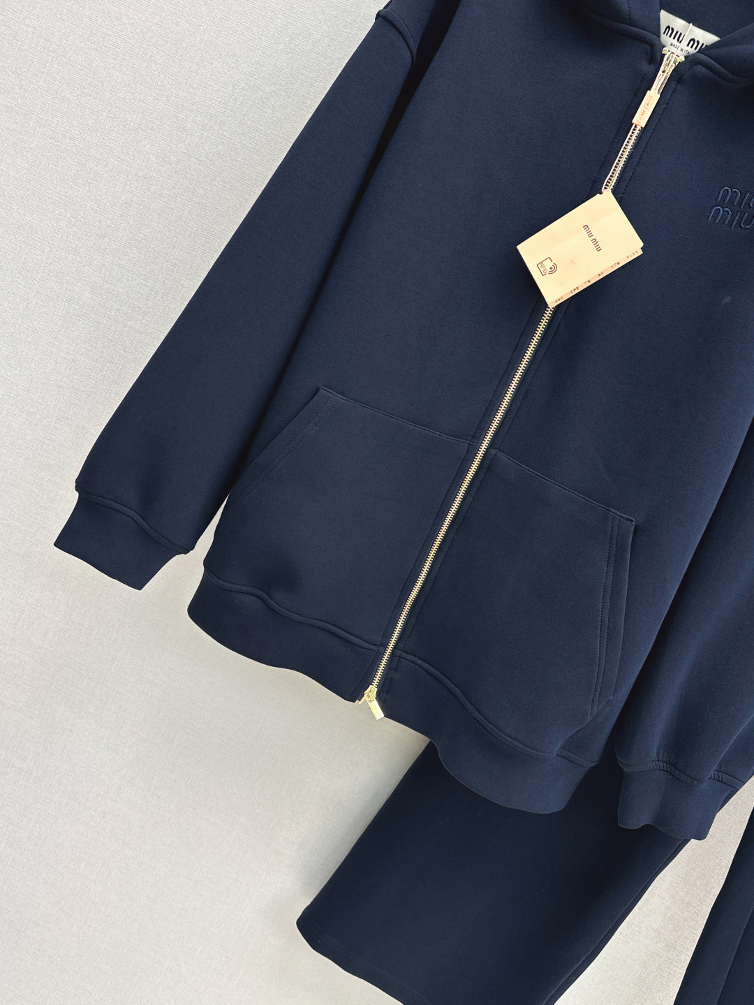 25fw tracksuit