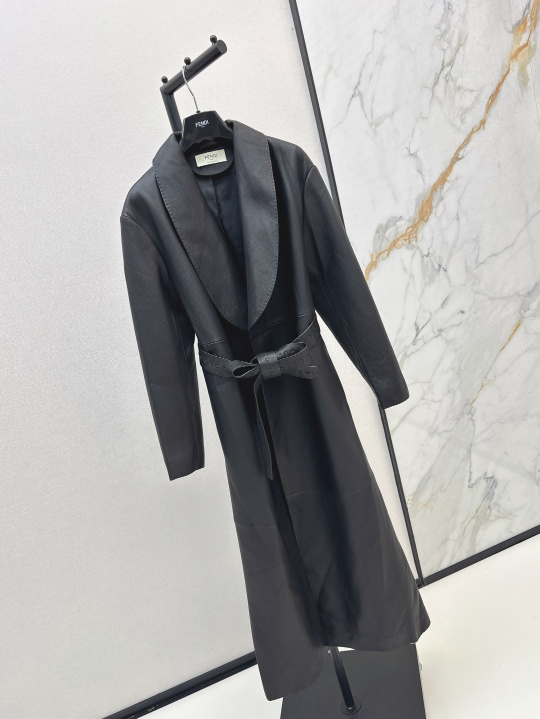 25fw leather coat