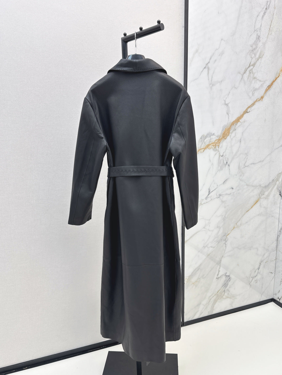 25fw leather coat