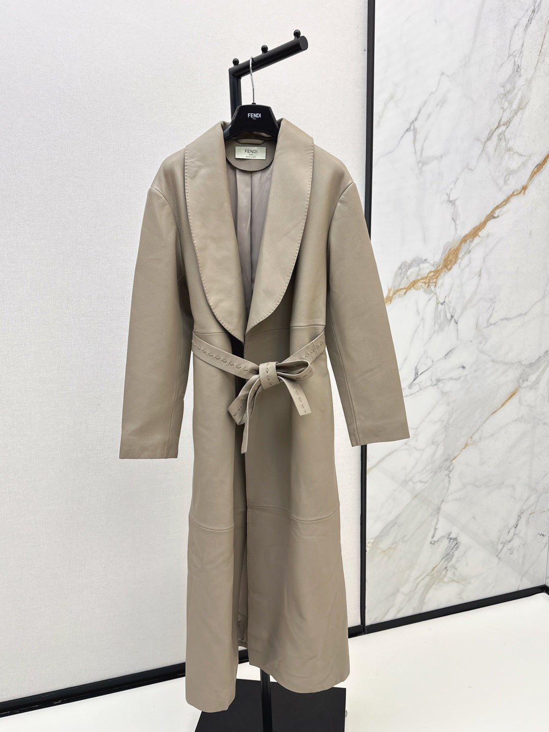 25fw leather coat