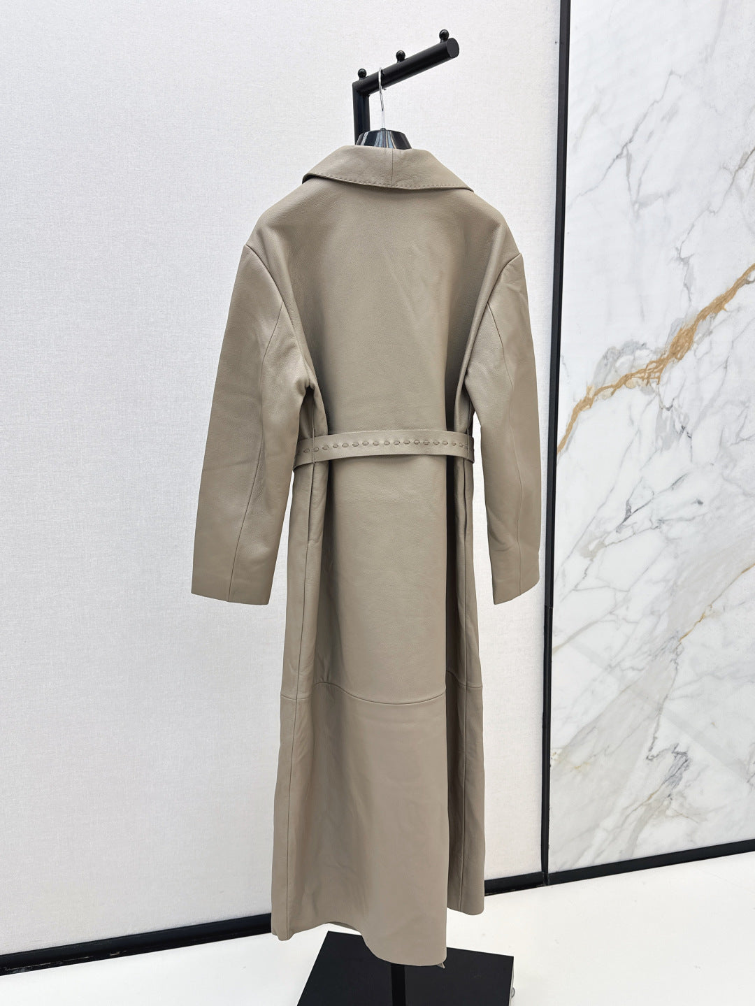 25fw leather coat
