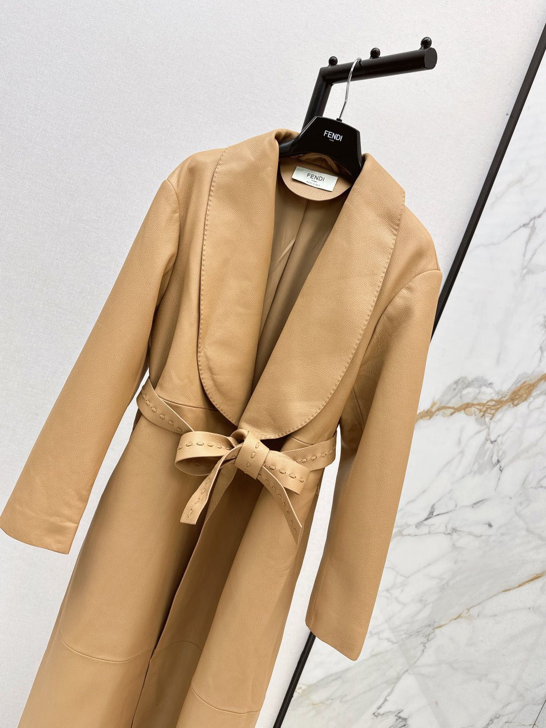 25fw leather coat