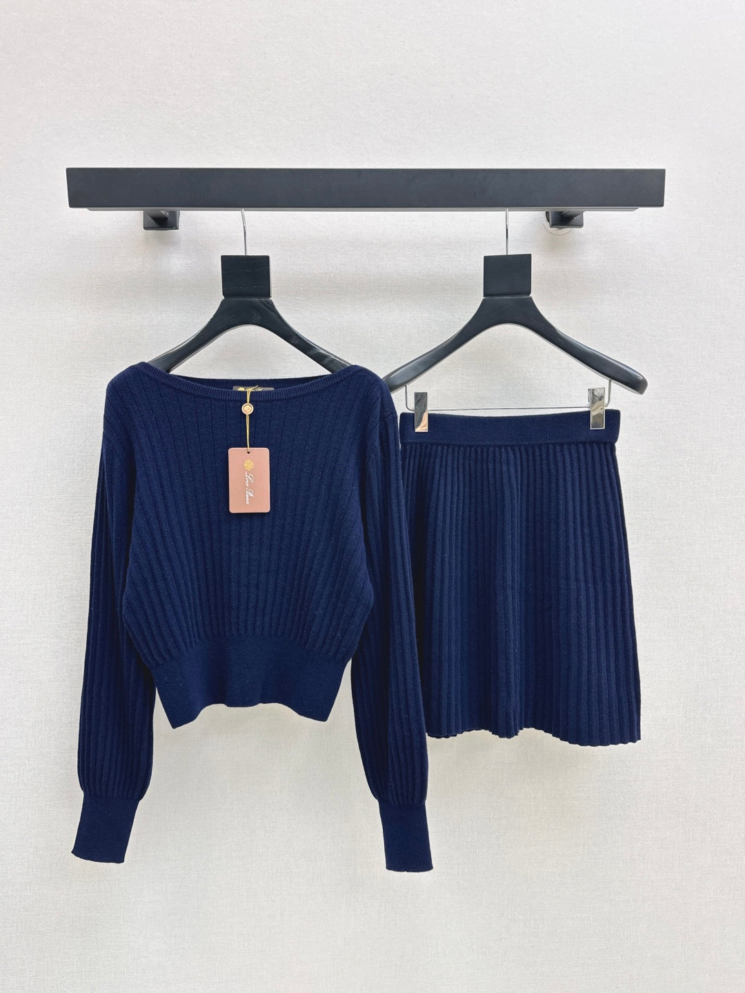 25fw cashmere knitted suit