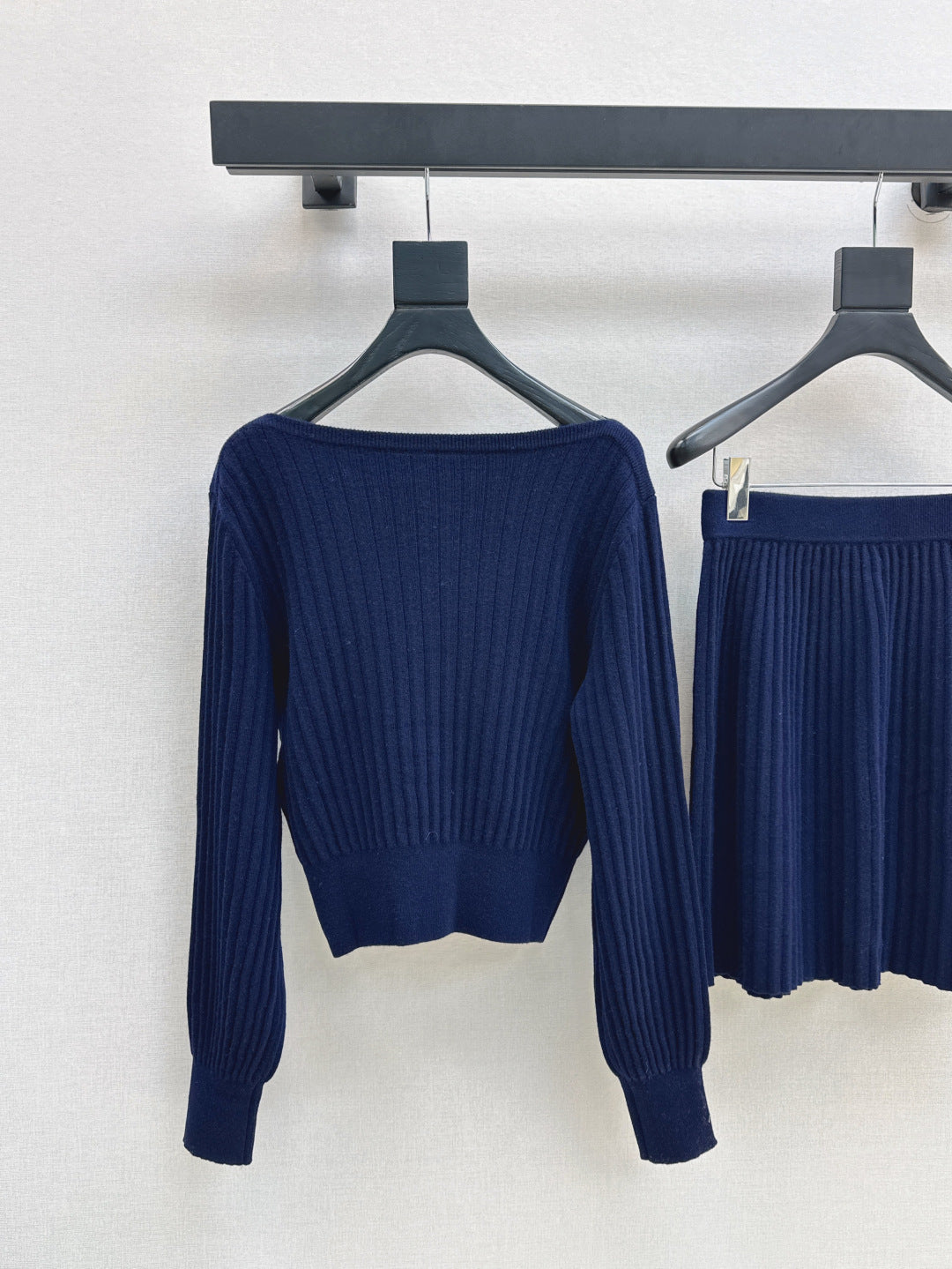 25fw cashmere knitted suit