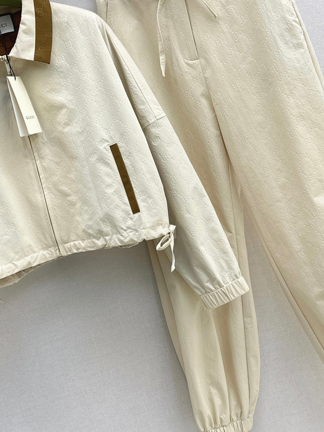 25fw tracksuit