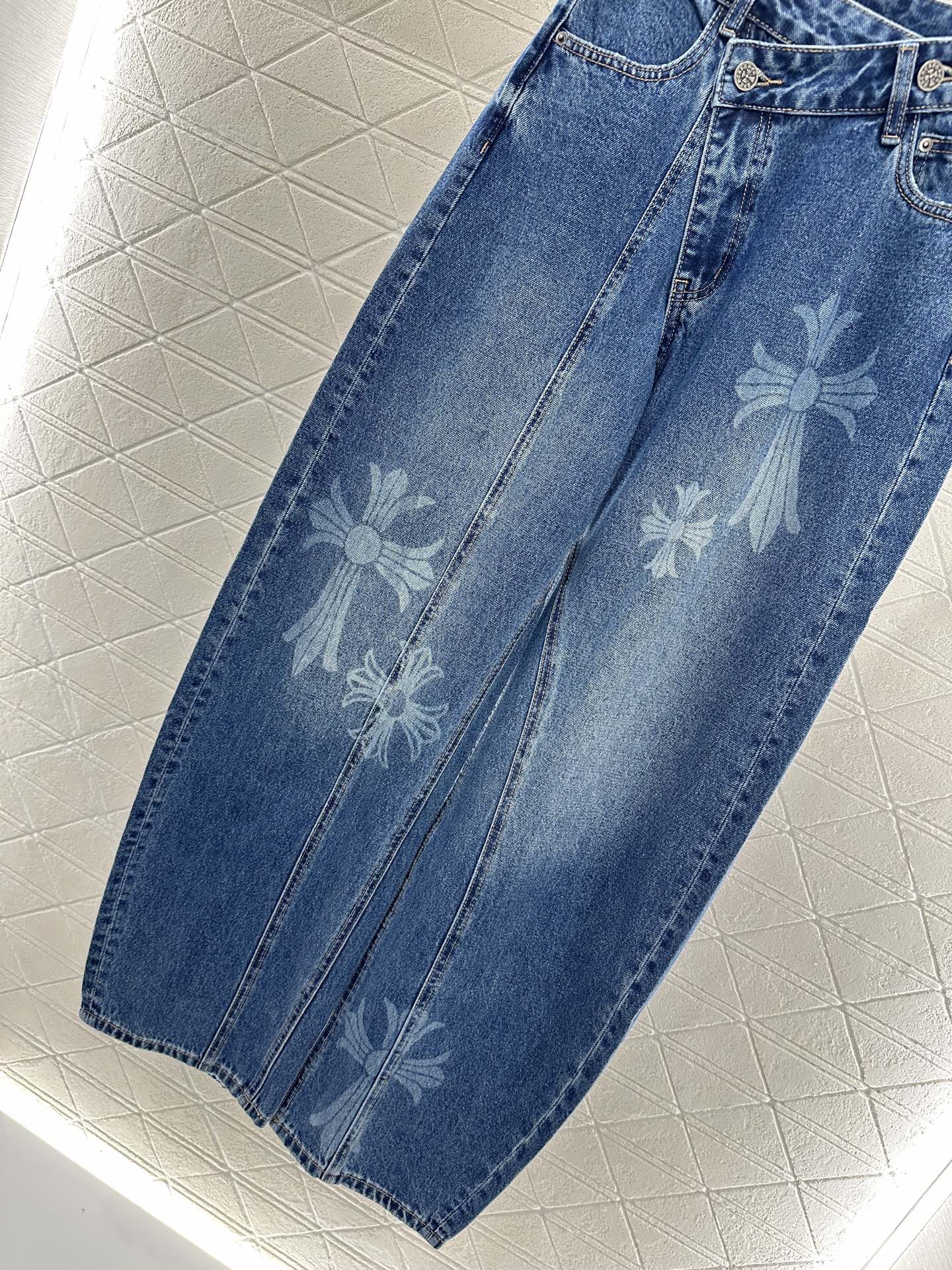 25 New Arrivals Denim Pants