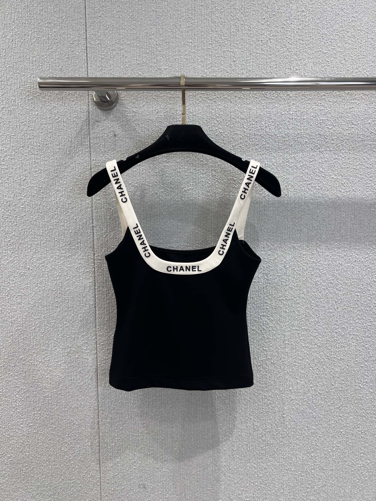 25ss U-shaped vest