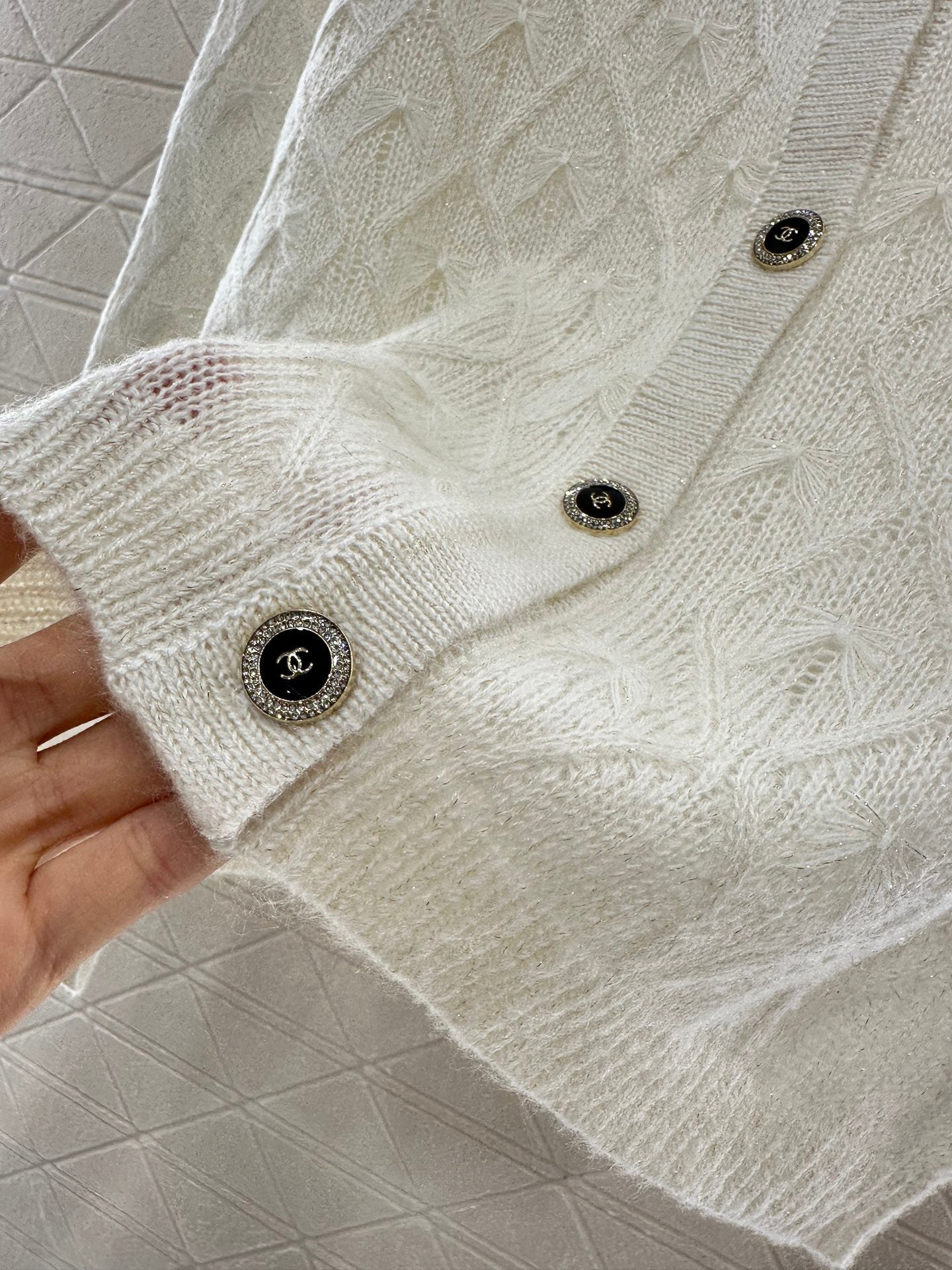 25 New Arrival Knitted Cardigan