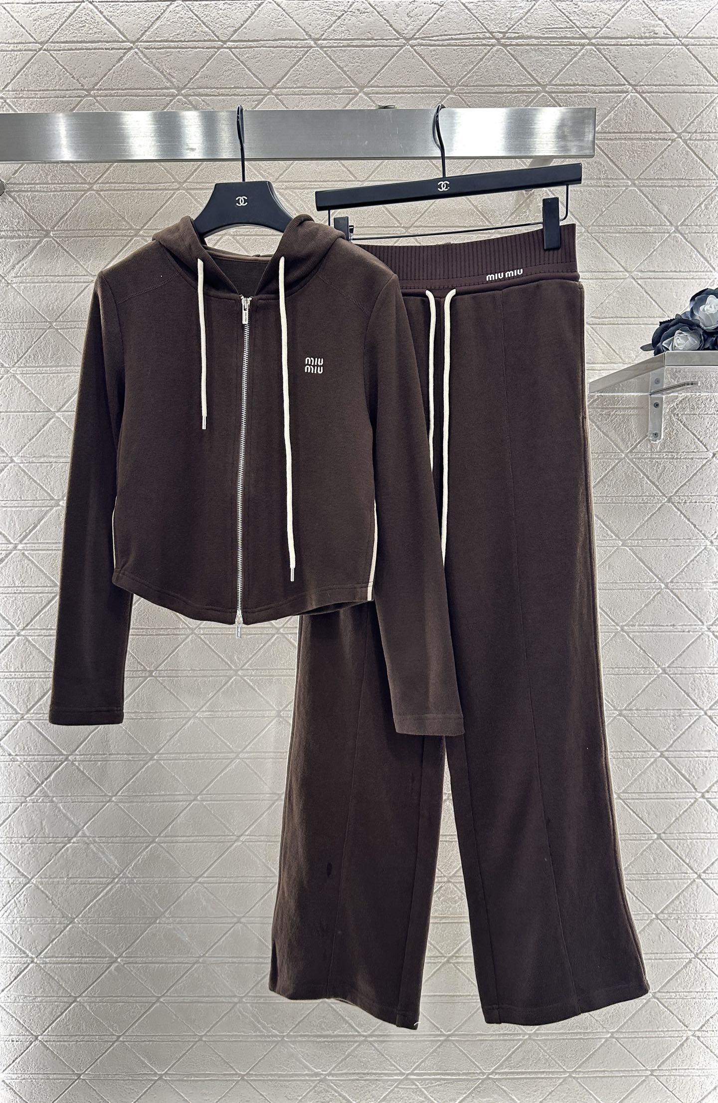 25fw Hooded jacket and trousers set