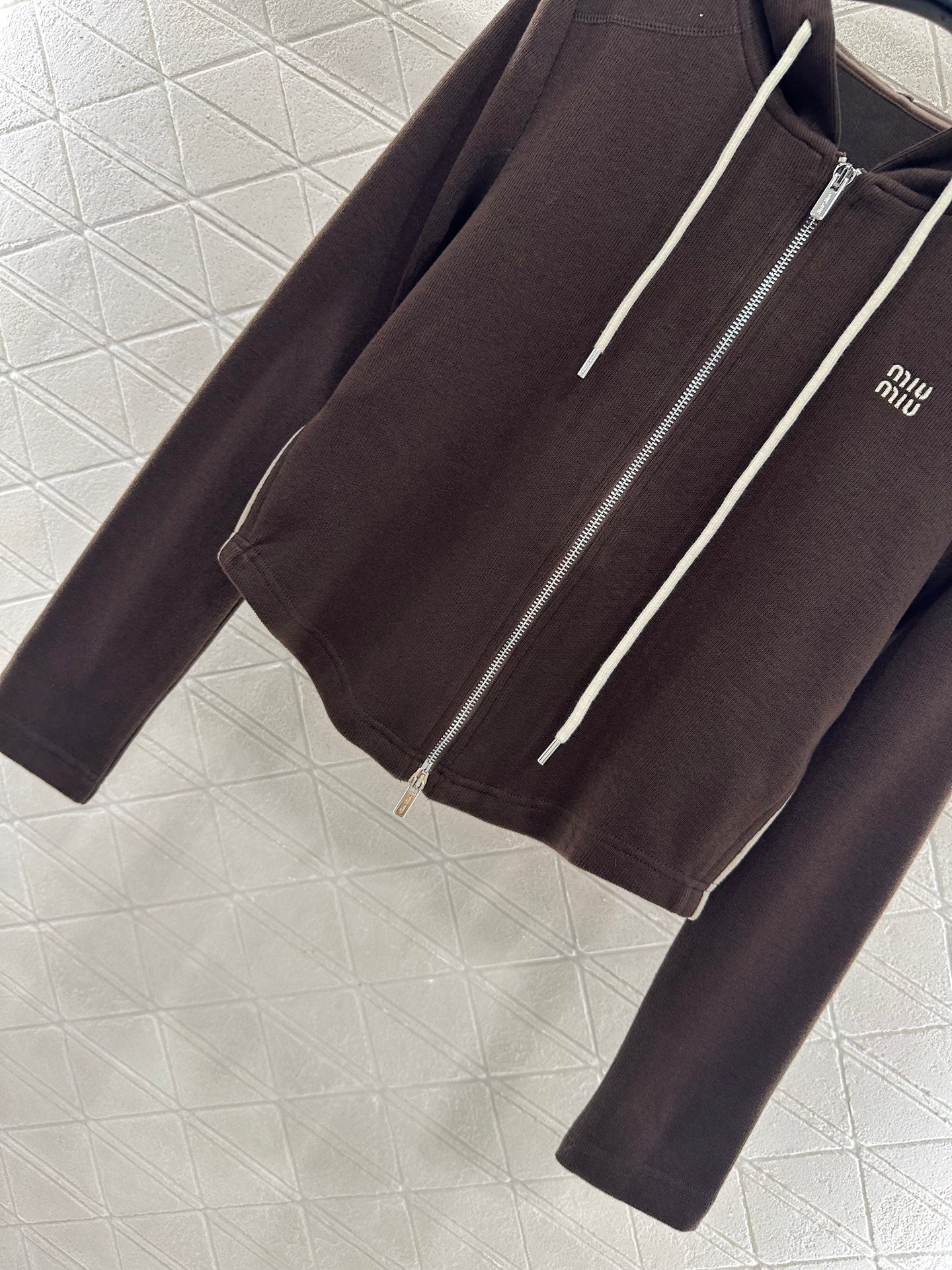25fw Hooded jacket and trousers set