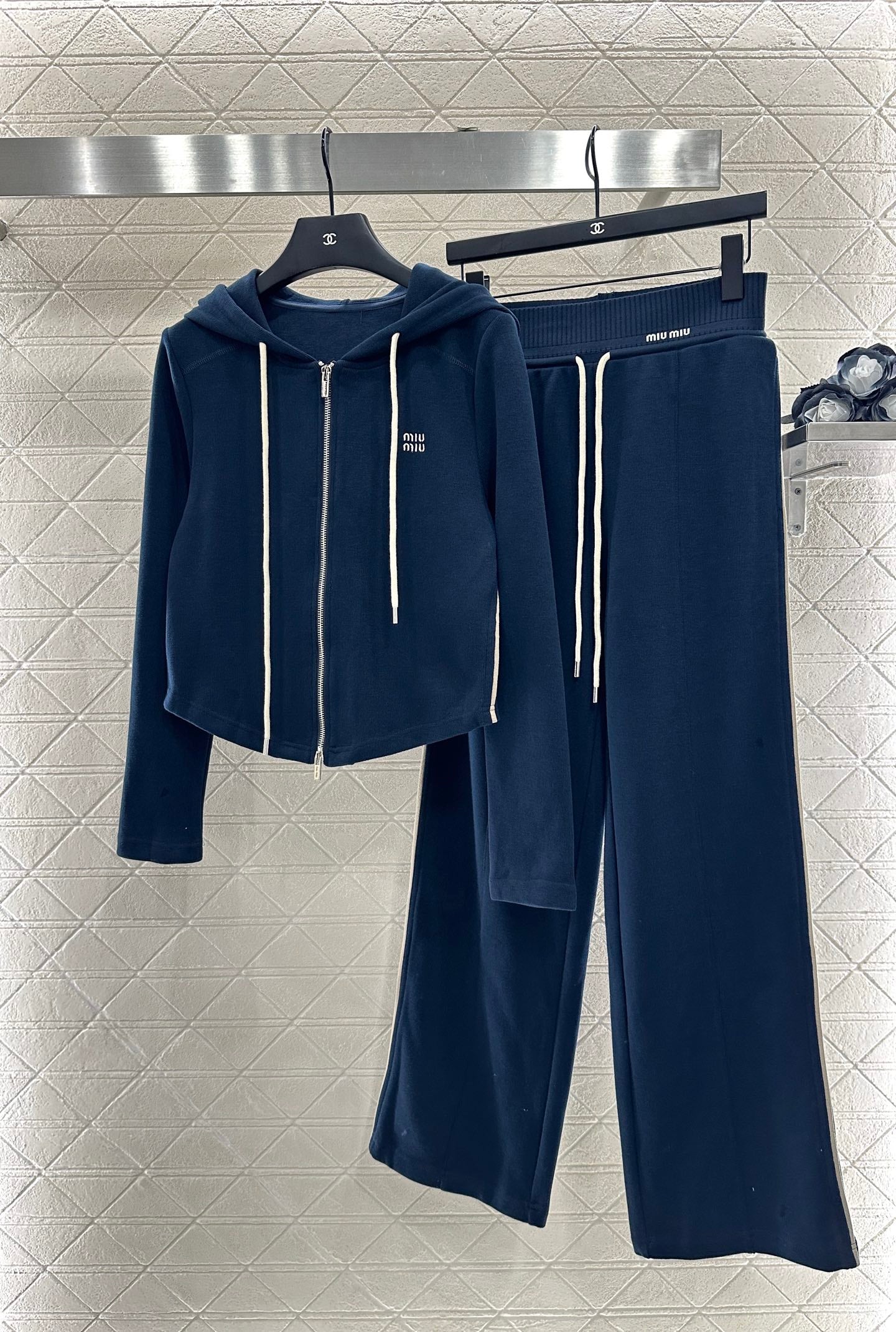 25fw Hooded jacket and trousers set