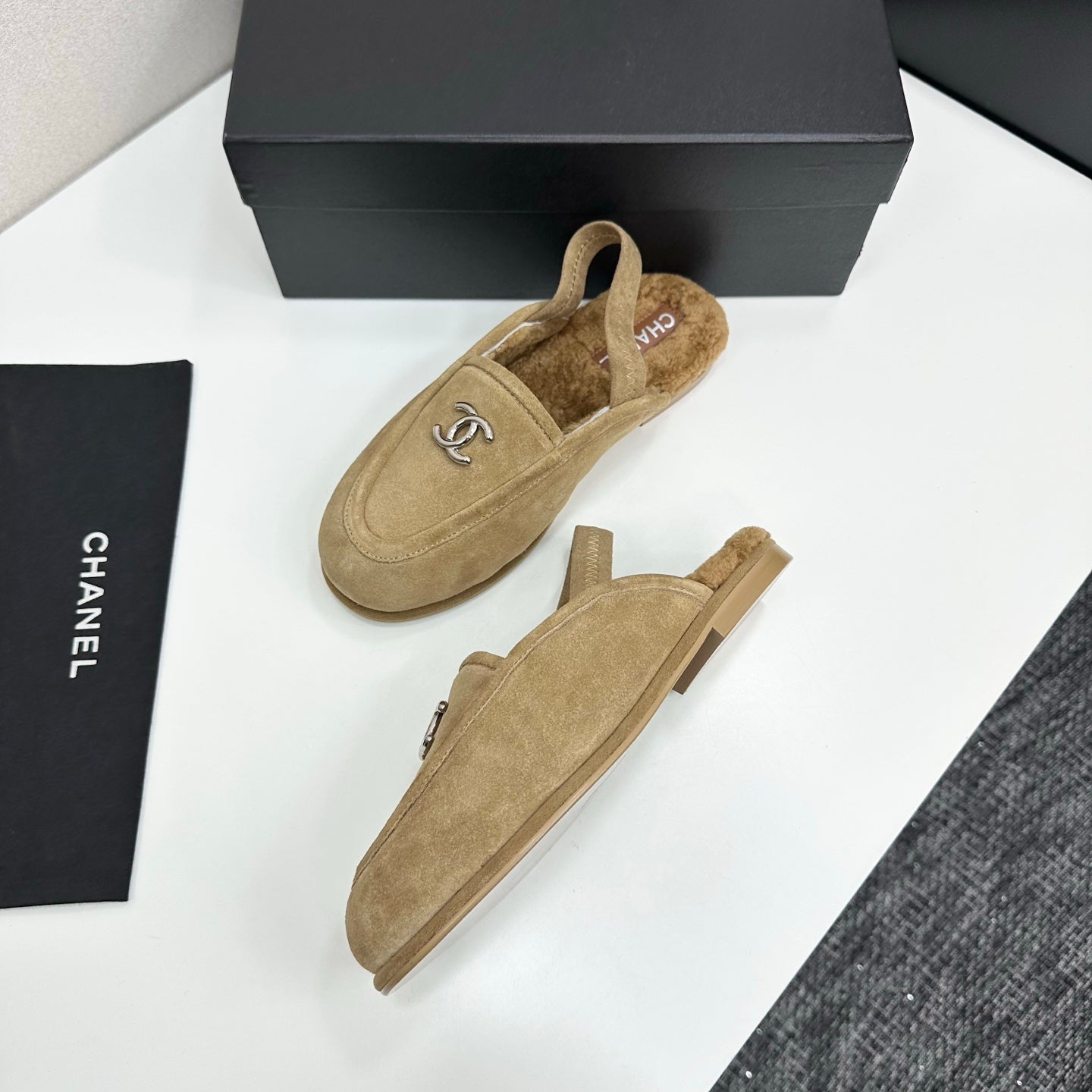 25 Casual suede slippers with fleece lining(KHAKI/BLACK/BROWN/BEIGI)