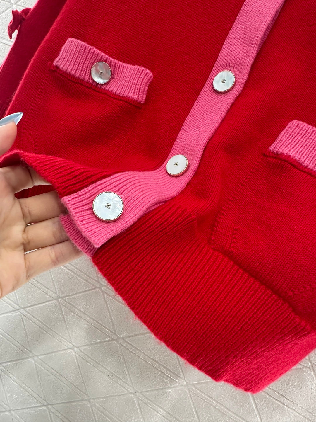 25 Bow decoration cashmere knitted cardigan