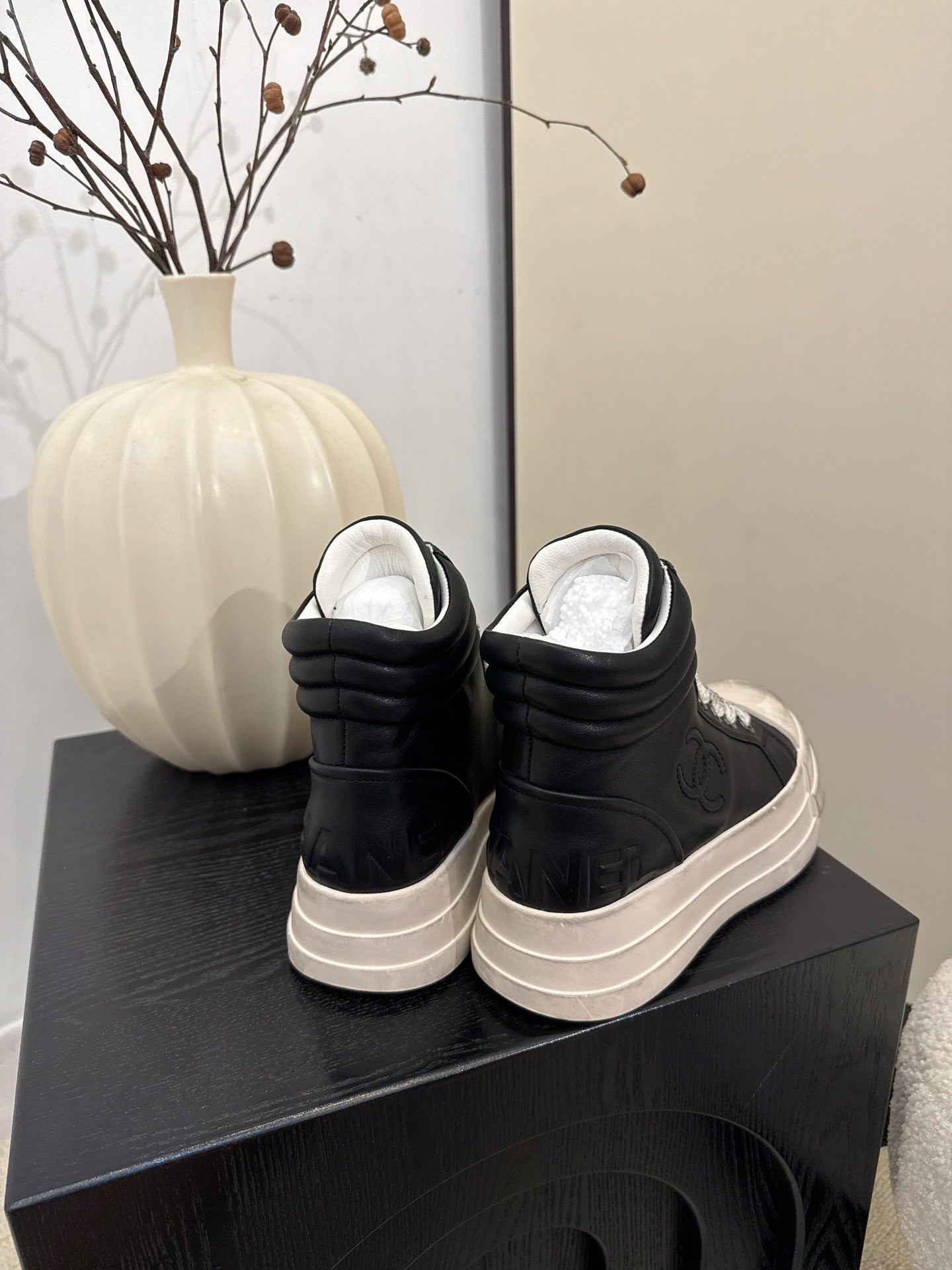 25 Make old thick soled mid top casual shoes(WHITE/NAVY/BLACK)
