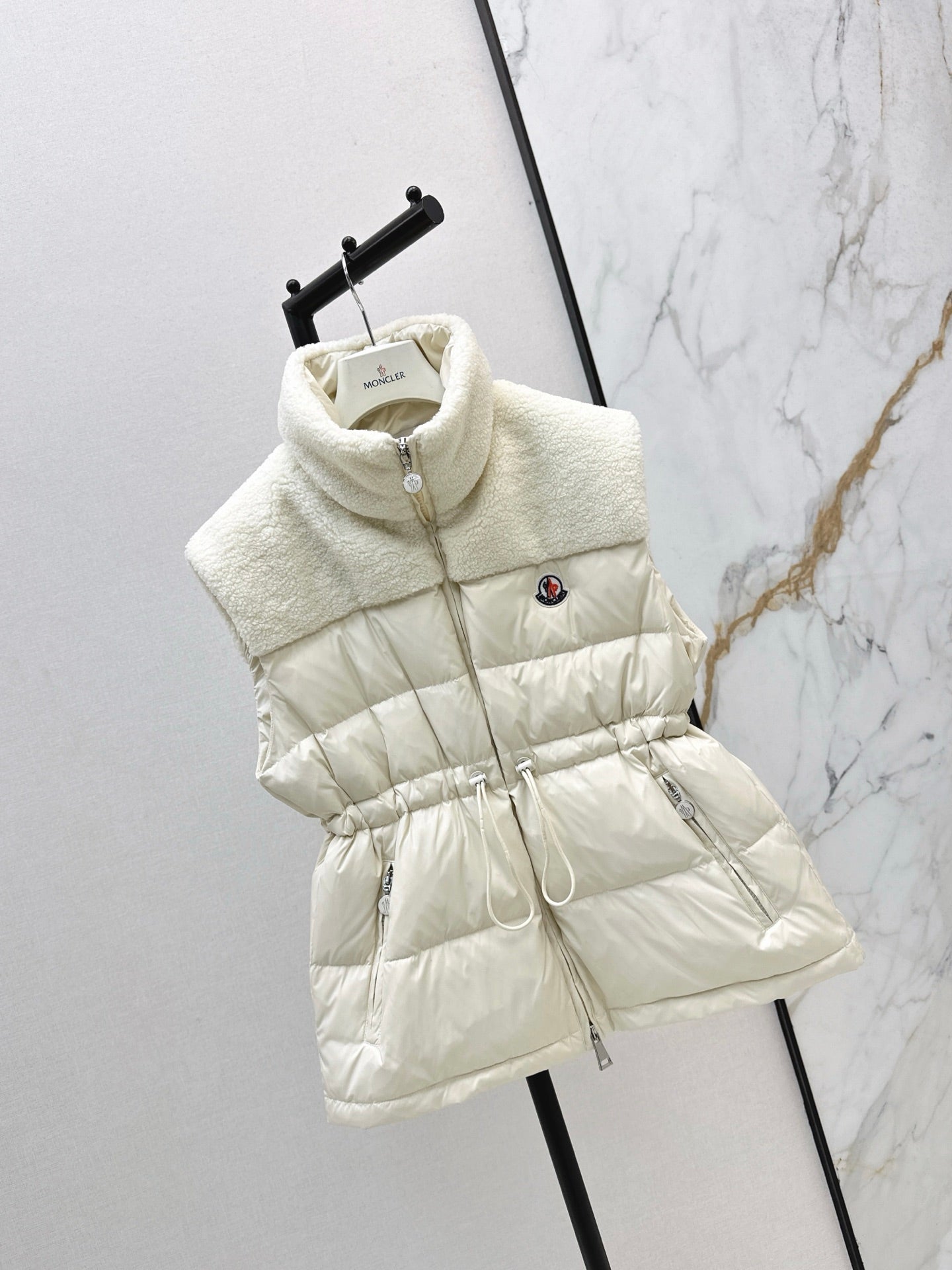 25 New environmentally friendly lambswool down jacket vest(White/Black)