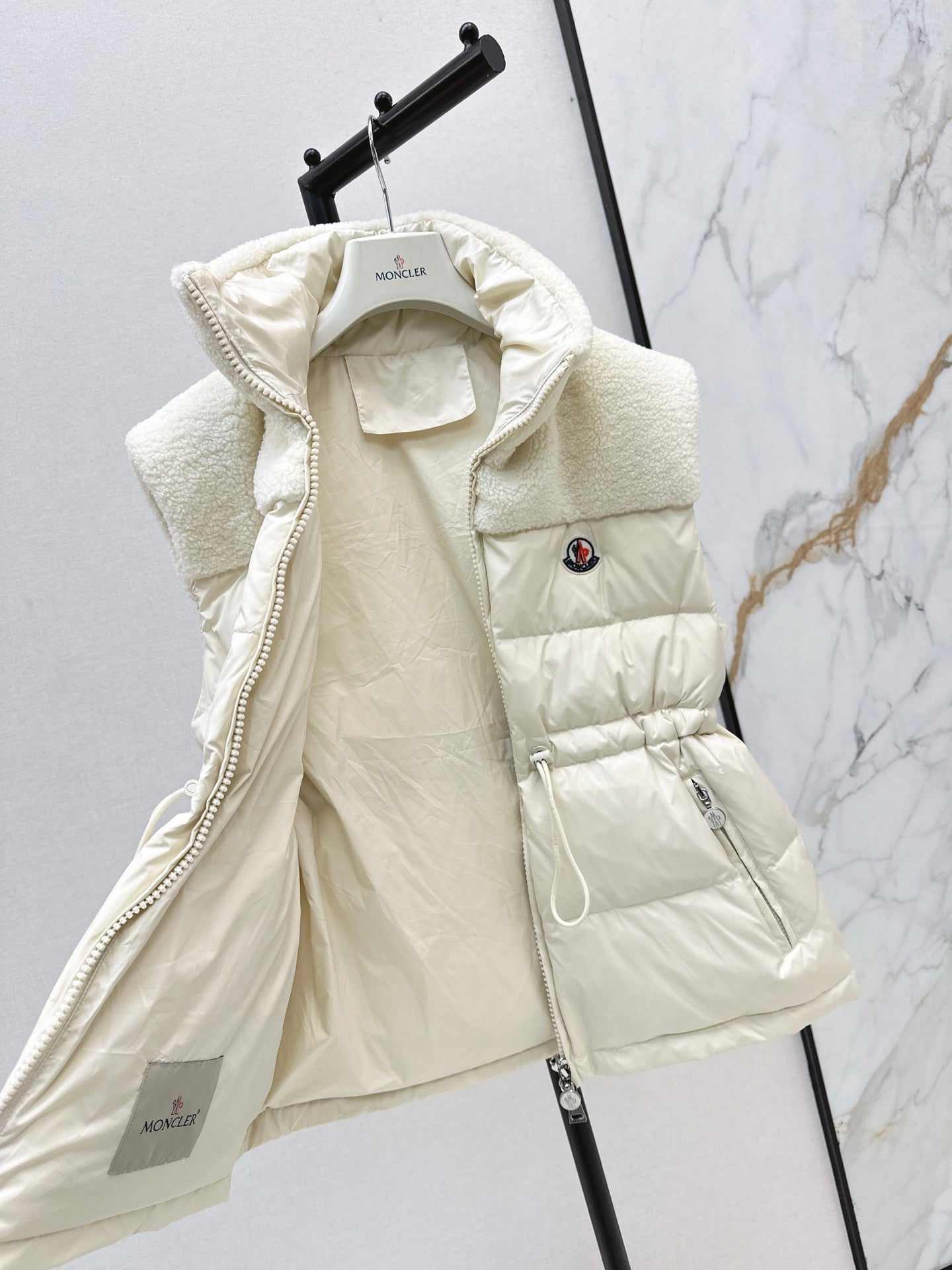 25 New environmentally friendly lambswool down jacket vest(White/Black)