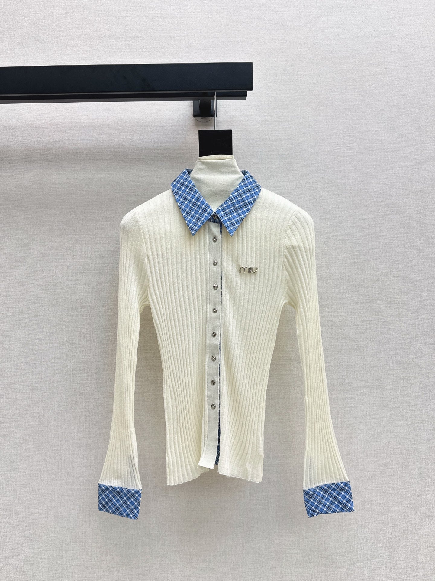 25 New plaid stitching fake two-piece sweater(WHITE/BLACK)