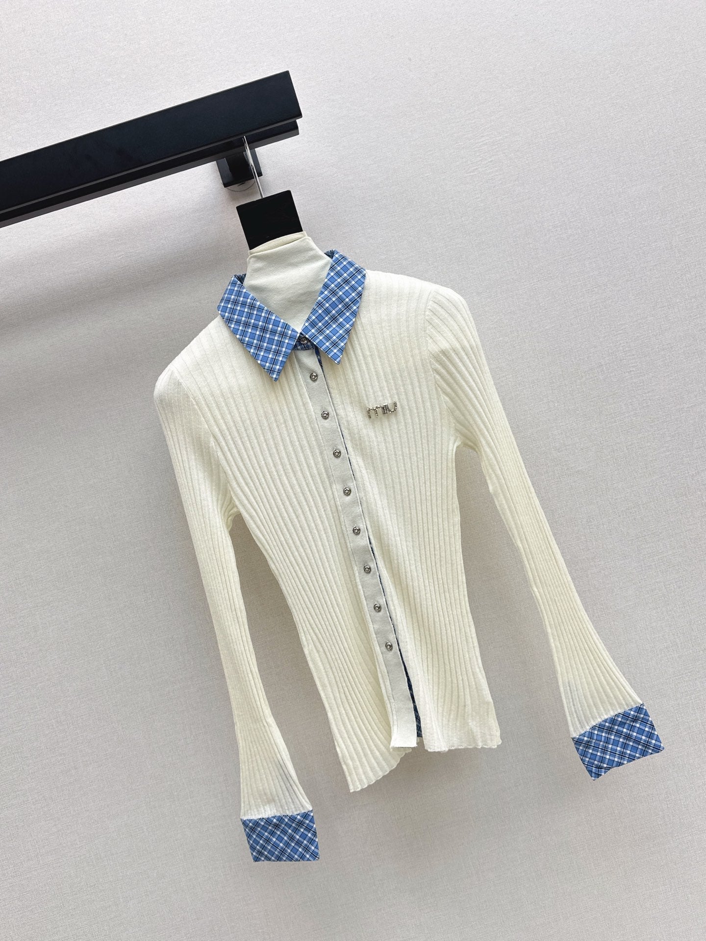 25 New plaid stitching fake two-piece sweater(WHITE/BLACK)