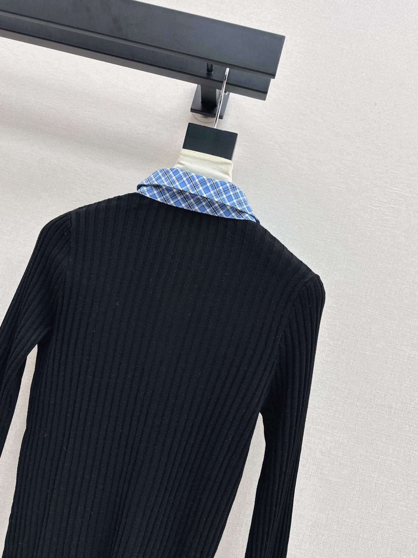 25 New plaid stitching fake two-piece sweater(WHITE/BLACK)