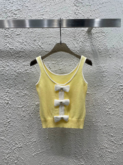 25 Bow Knit Vest