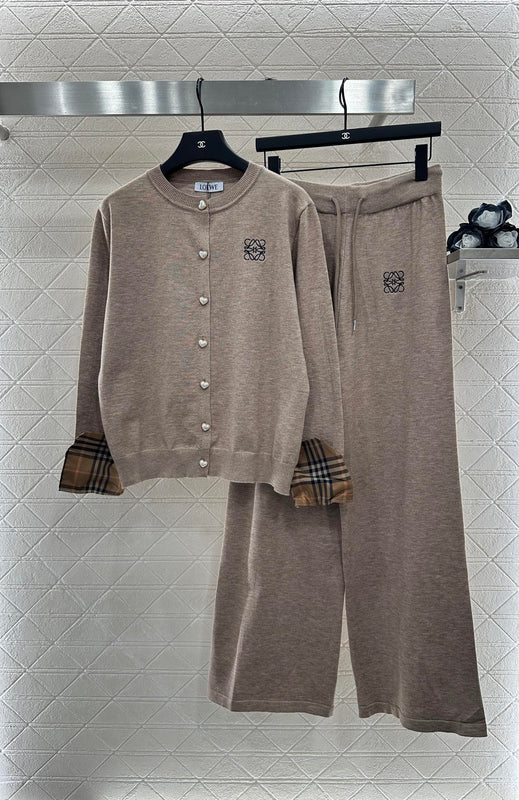 25 New Arrivals Knitted Cardigan and Pants Set