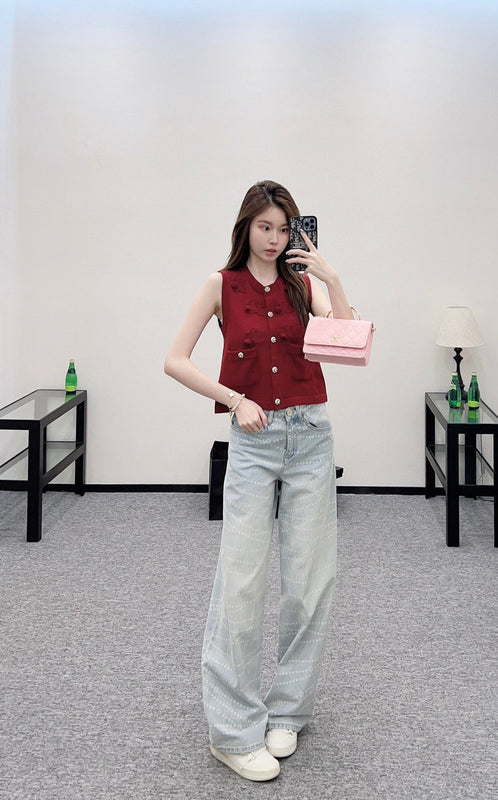 25 new products Knitted vest