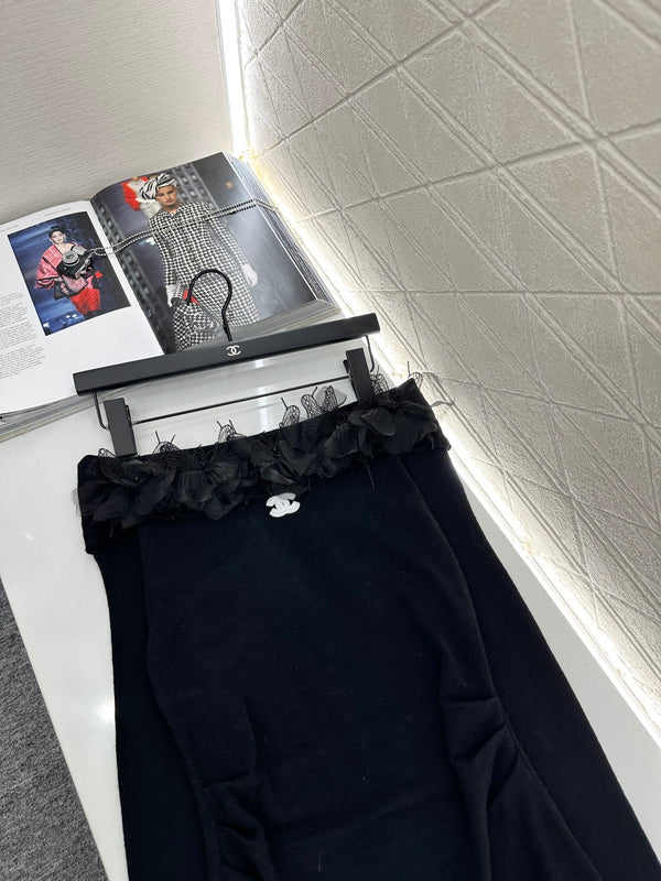 25 New Arrival Knitted Long-Sleeved Skirt Set