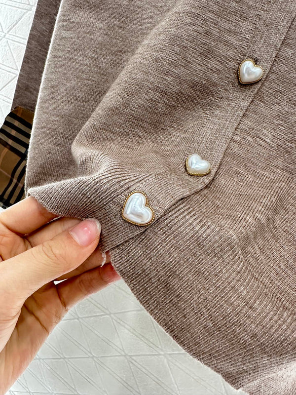 25 New Arrivals Knitted Cardigan and Pants Set
