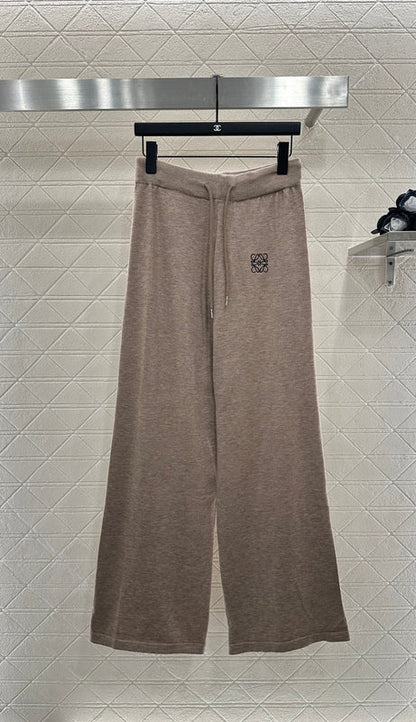 25 New Arrivals Knitted Cardigan and Pants Set