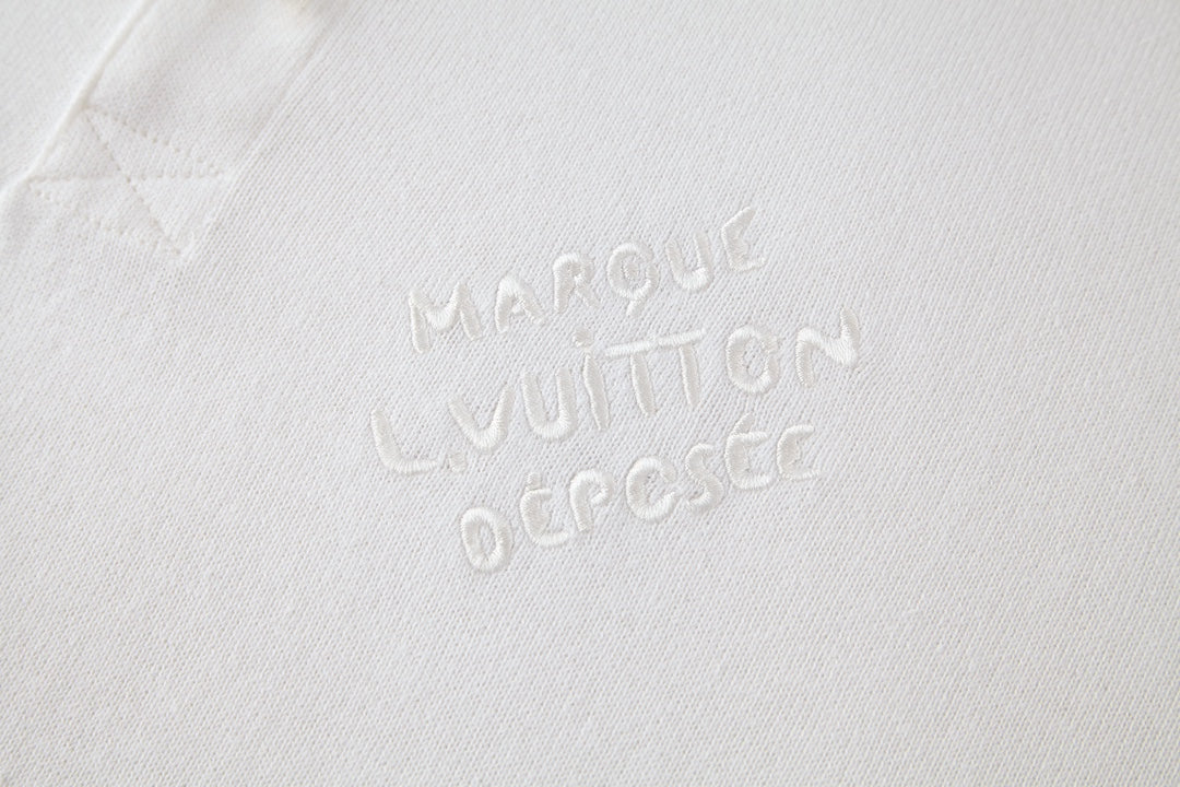 Pearl button woolen polo shirt