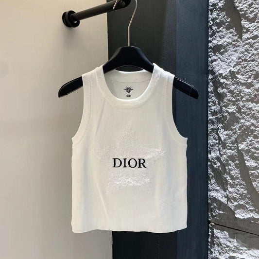 Five-pointed star knitted vest