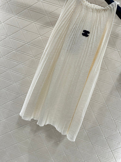 Halter neck pleated knitted vest