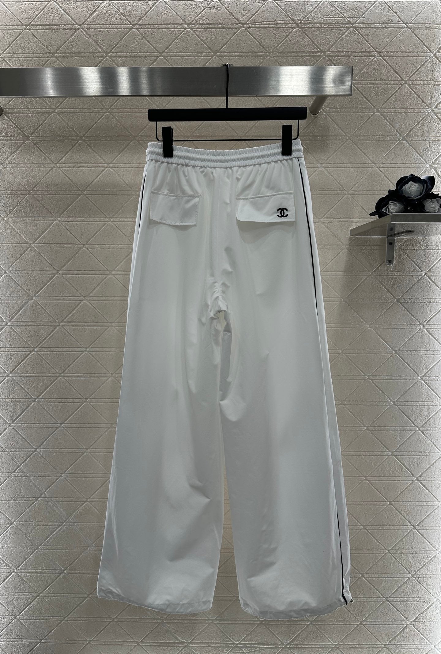 Casual baseball jacket and trousers set.
