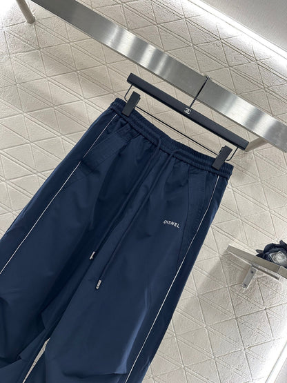 Casual baseball jacket and trousers set.