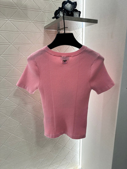 Heart-shaped knitted short-sleeved shirt