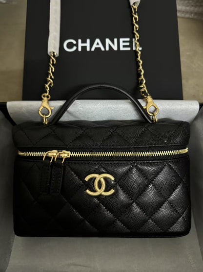 No-waist chain bag