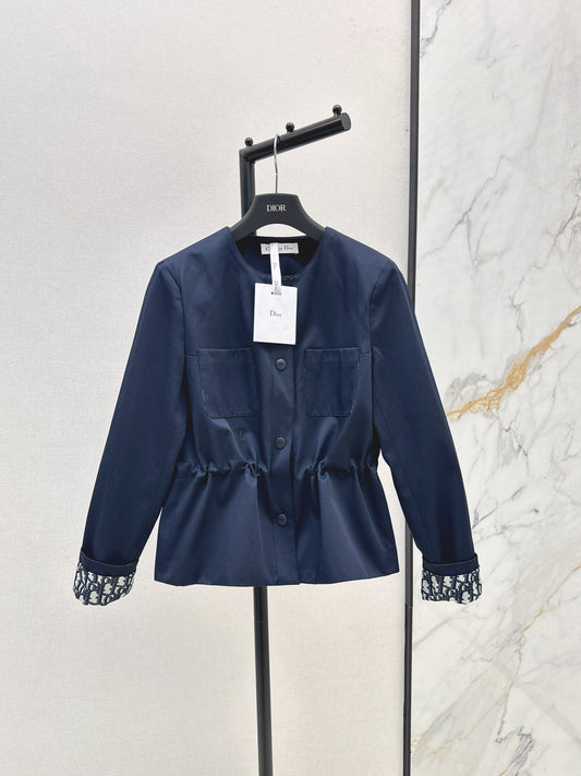 Round-neck, waisted trench coat