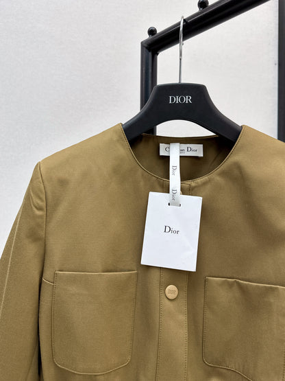 Round-neck, waisted trench coat