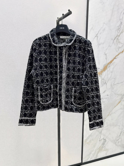 D 25 Lapel knitted cardigan